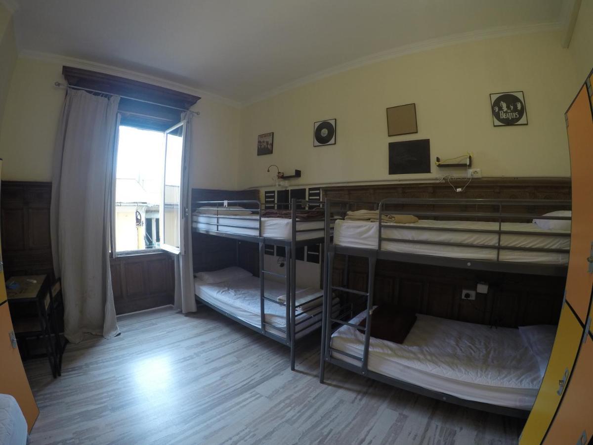 Victoria House Hostel Γένοβα Εξωτερικό φωτογραφία