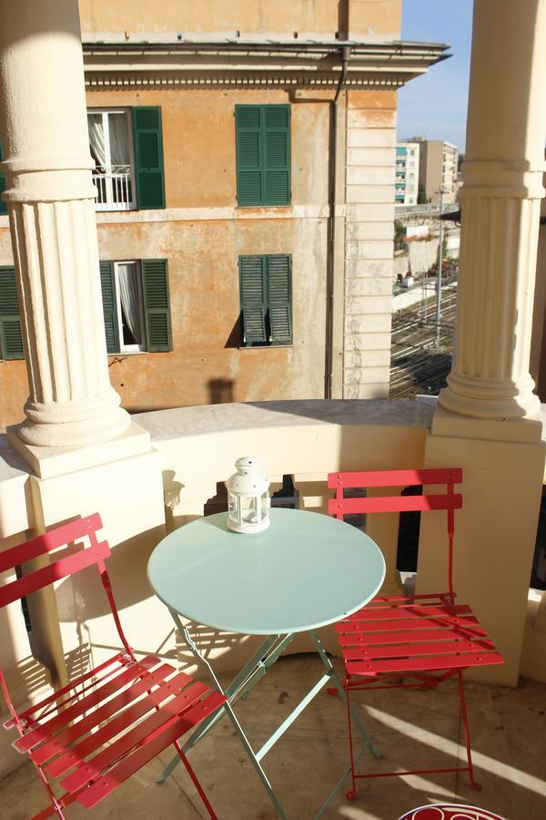 Victoria House Hostel Γένοβα Εξωτερικό φωτογραφία