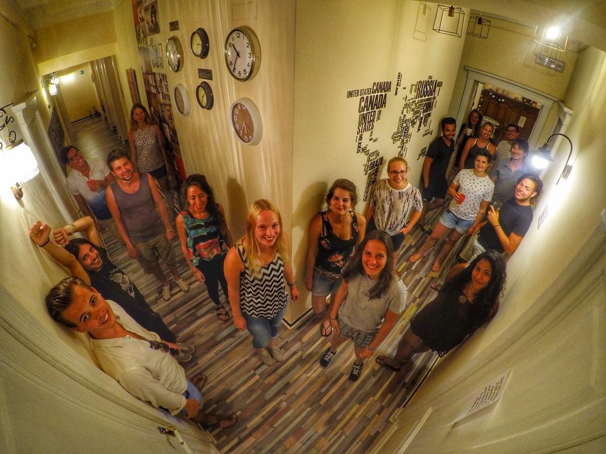 Victoria House Hostel Γένοβα Εξωτερικό φωτογραφία